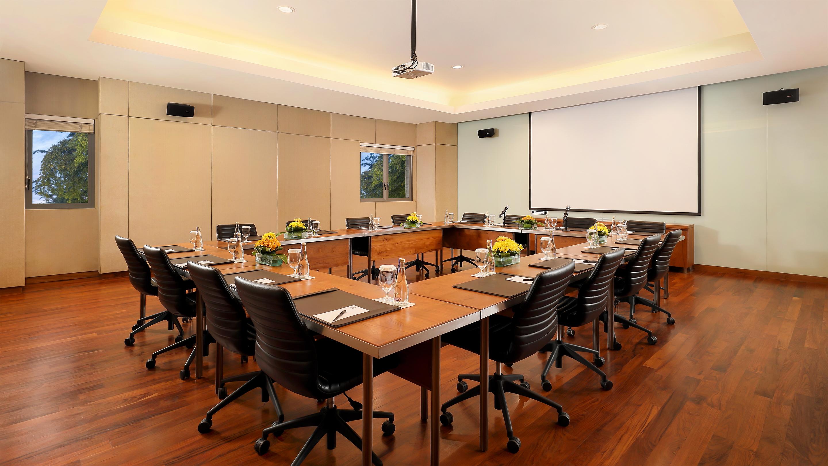 منتجع مايا سانور آند سبا المظهر الخارجي الصورة Meeting room
