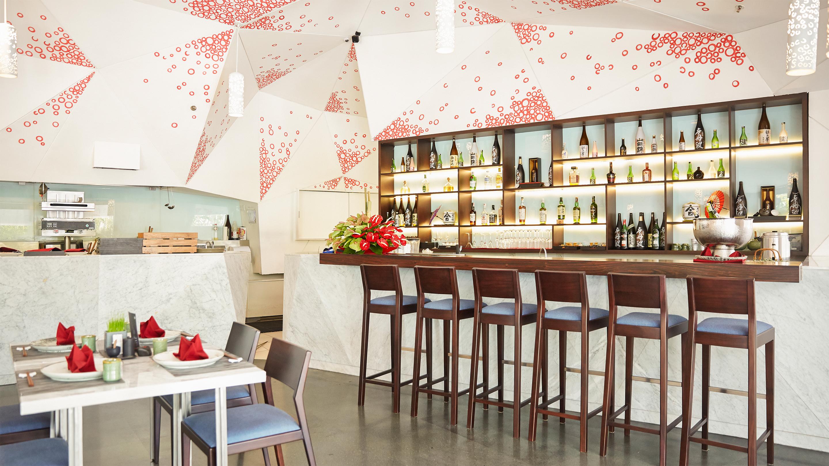 منتجع مايا سانور آند سبا المظهر الخارجي الصورة The bar at the restaurant